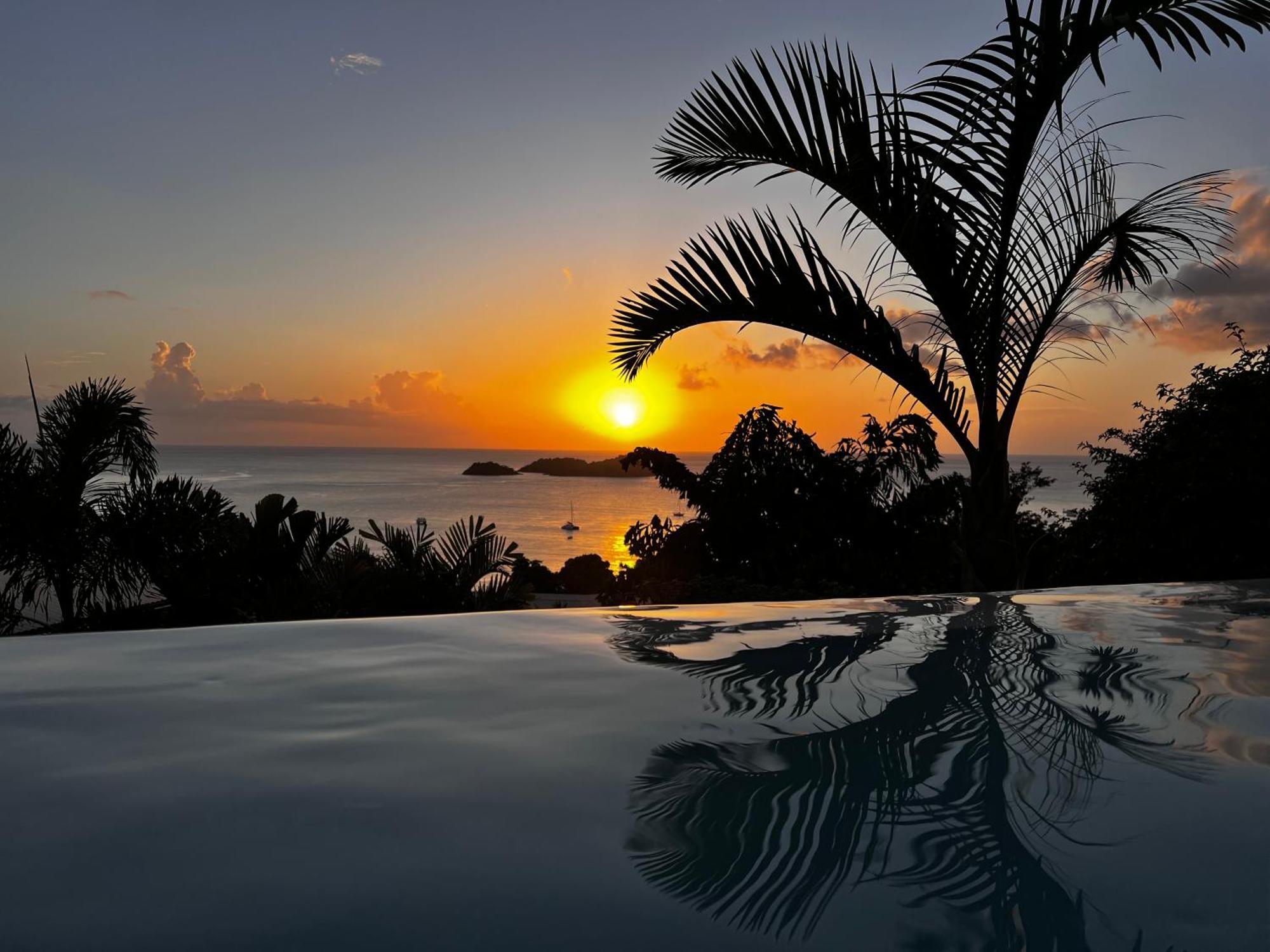 Sunset Palm - Villa Creole Avec Piscine Face Au Coucher De Soleil Et A La Reserve Cousteau Bouillante Exteriér fotografie
