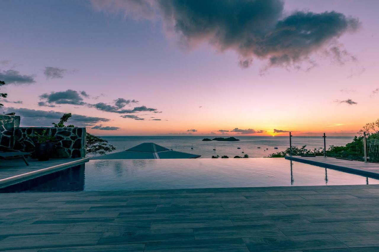 Sunset Palm - Villa Creole Avec Piscine Face Au Coucher De Soleil Et A La Reserve Cousteau Bouillante Exteriér fotografie